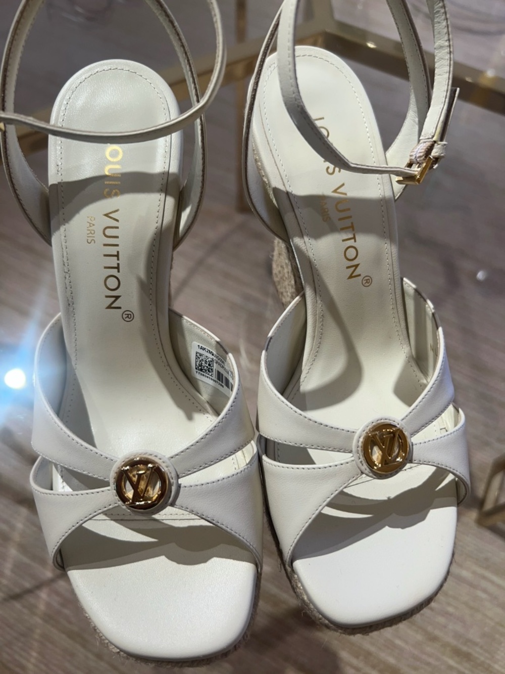 White wedges